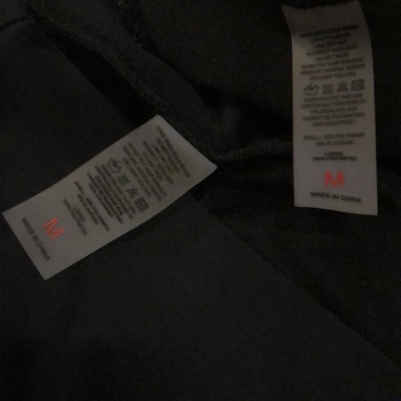 Sporty swim set coordinate/ workout coordinate set. - Picture 7 of 8